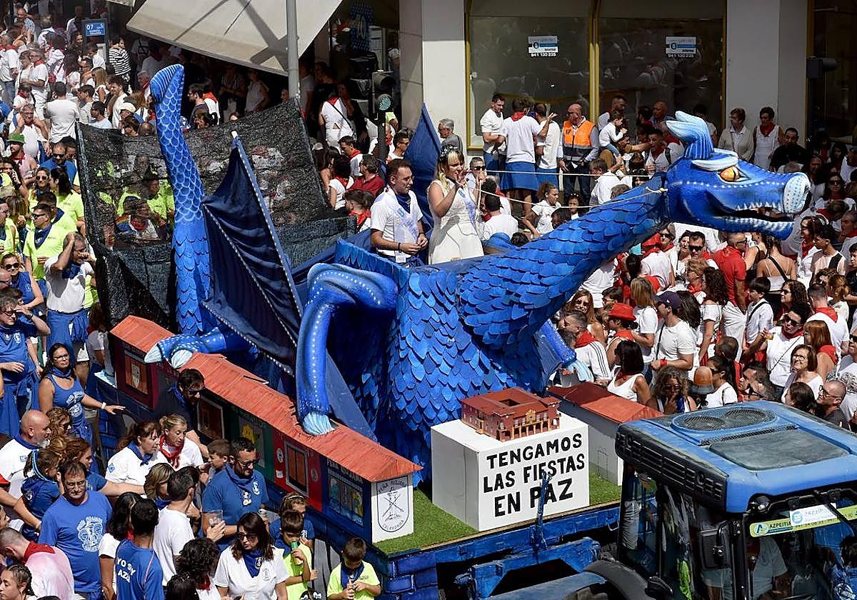 El Dragon De La Pe a Riojana La Mejor Carroza La Rioja